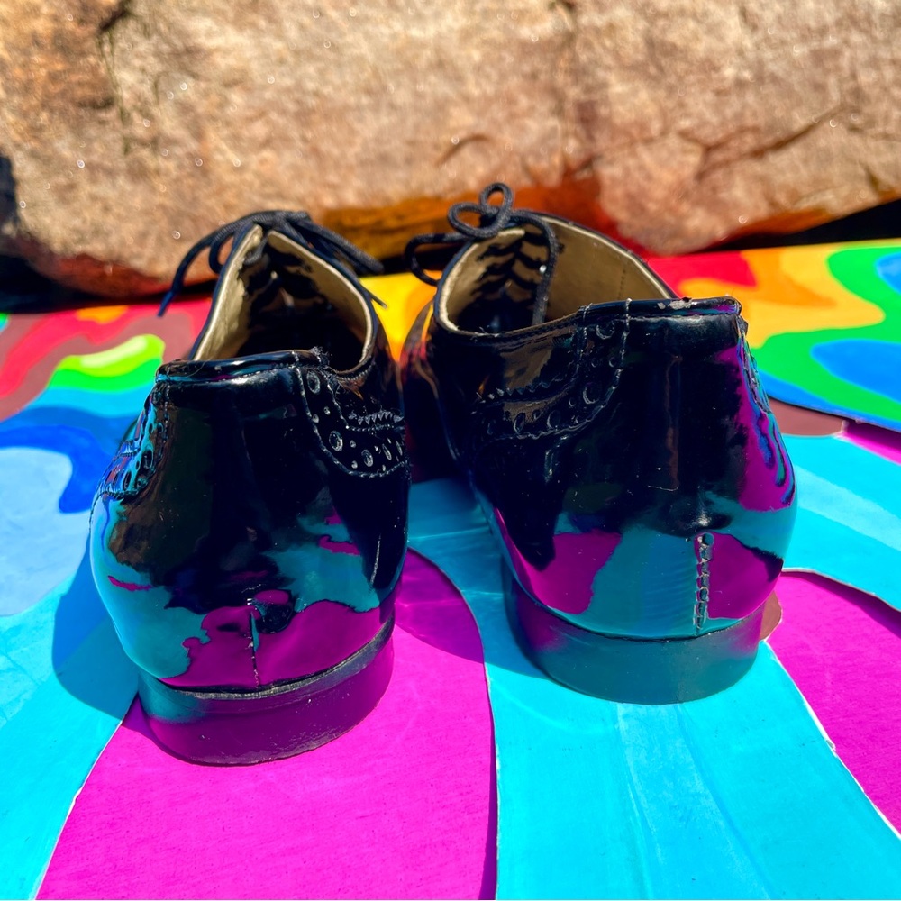 Black patent leather Women's Oxford Shoes size 6 - Picture 5 of 8